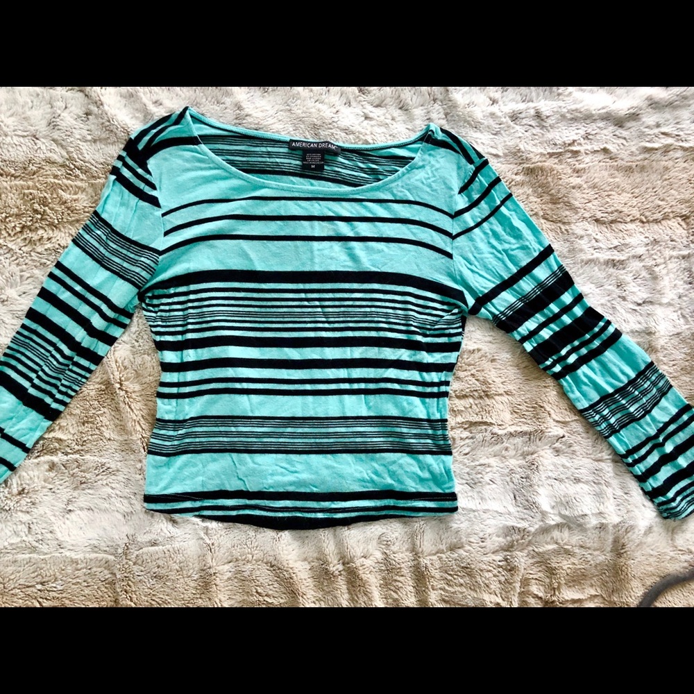 Long sleeve crop top